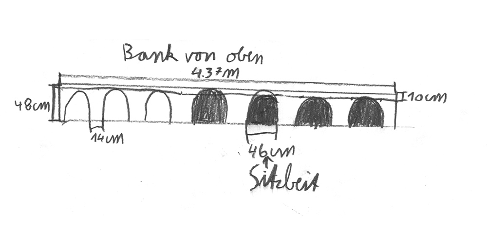 Sitzbrett für die Bank mit Mulden von oben mit Maßen. Zeichnung Marius